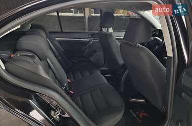 Лифтбек Skoda Octavia 2012 в 