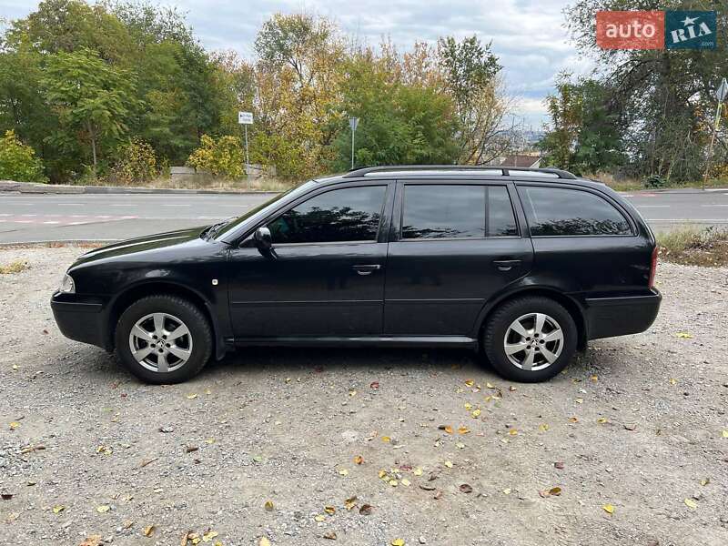 Універсал Skoda Octavia 2006 в Дніпрі