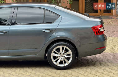 Лифтбек Skoda Octavia 2019 в 