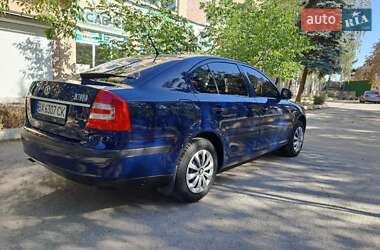 Лифтбек Skoda Octavia 2012 в 