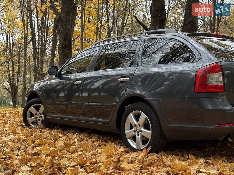 Универсал Skoda Octavia 2011 в Глухове фото 6 Универсал Skoda Octavia 2011 в Глухове