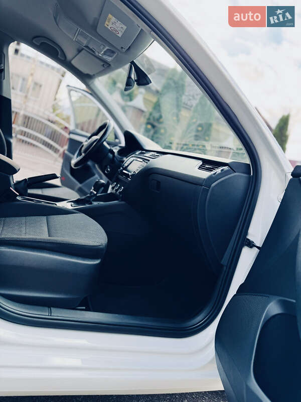 Універсал Skoda Octavia 2016 в Грушево фото 24 Універсал Skoda Octavia 2016 в Грушево