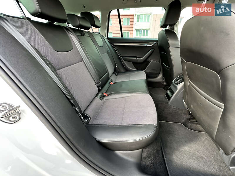 Универсал Skoda Octavia 2019 в Виннице