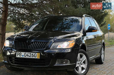 Универсал Skoda Octavia 2010 в 