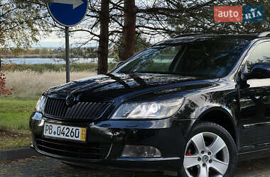 Универсал Skoda Octavia 2010 в 