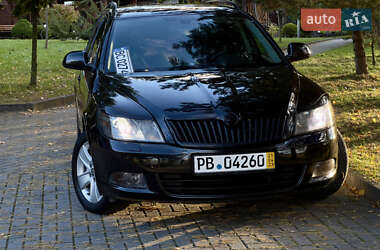 Универсал Skoda Octavia 2010 в 