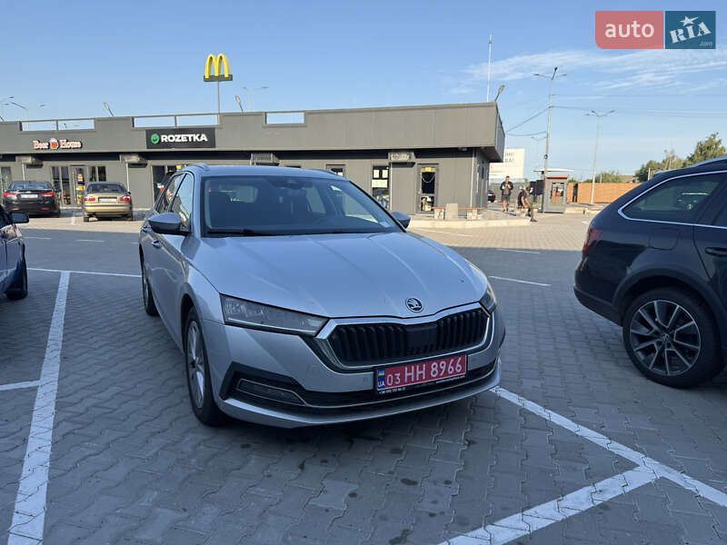 Универсал Skoda Octavia 2022 в Киеве