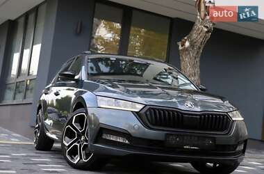 Универсал Skoda Octavia 2021 в Дрогобыче