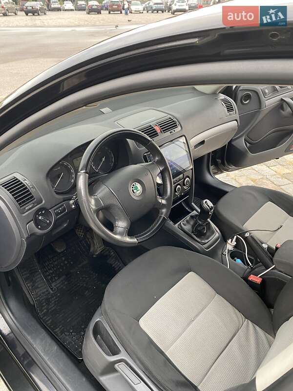 Лифтбек Skoda Octavia 2008 в Харькове