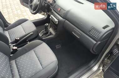 Лифтбек Skoda Octavia 2009 в 