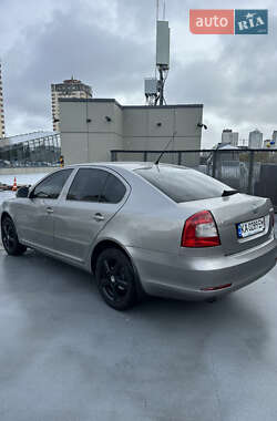 Лифтбек Skoda Octavia 2010 в 