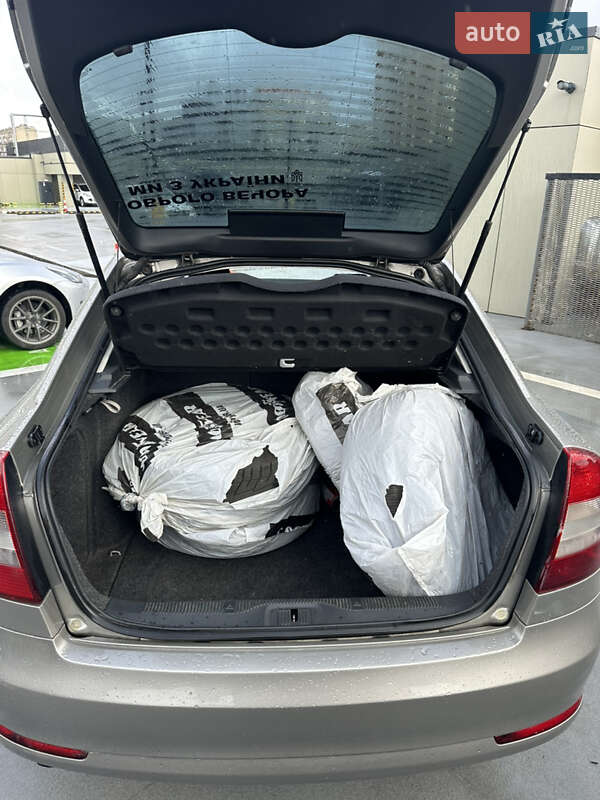 Лифтбек Skoda Octavia 2010 в Киеве