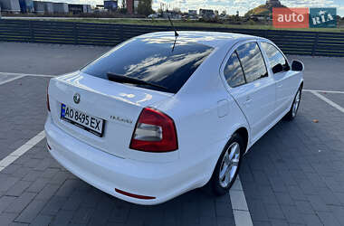 Ліфтбек Skoda Octavia 2011 в  фото 10 Ліфтбек Skoda Octavia 2011 в