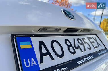 Ліфтбек Skoda Octavia 2011 в  фото 17 Ліфтбек Skoda Octavia 2011 в