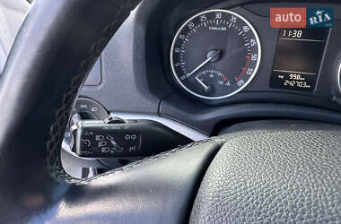 Ліфтбек Skoda Octavia 2011 в  фото 26 Ліфтбек Skoda Octavia 2011 в