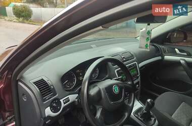 Универсал Skoda Octavia 2010 в 