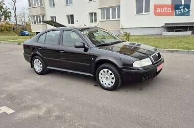 Ліфтбек Skoda Octavia 2010 в 