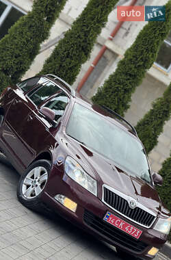 Универсал Skoda Octavia 2011 в 