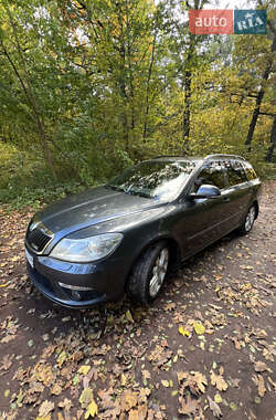 Універсал Skoda Octavia 2011 в 