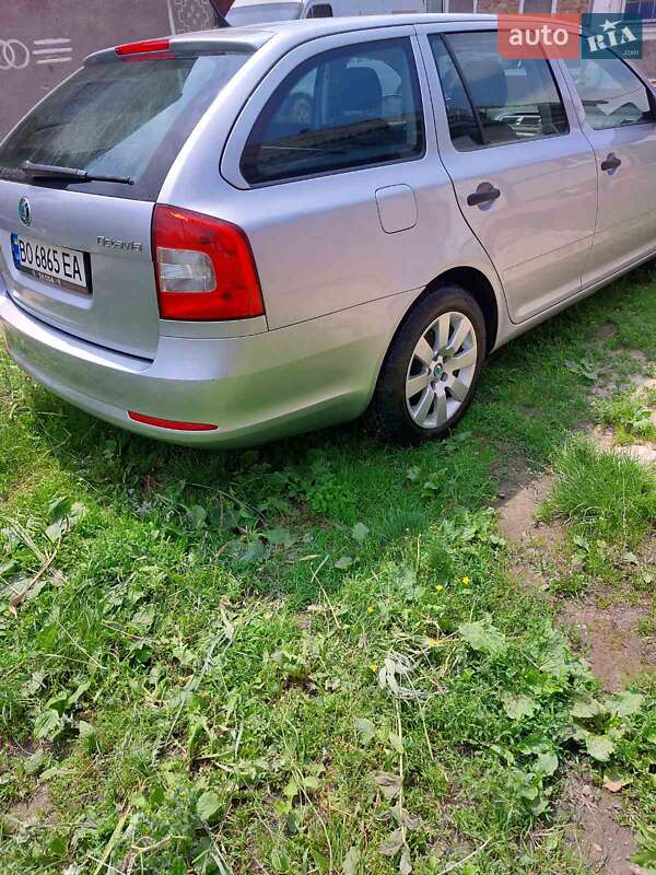 Универсал Skoda Octavia 2013 в Кременце фото 25 Универсал Skoda Octavia 2013 в Кременце