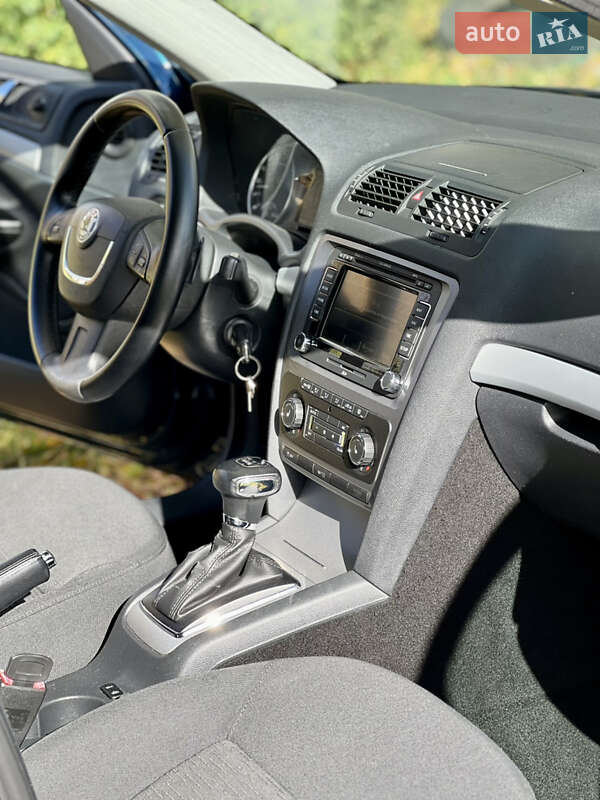 Универсал Skoda Octavia 2011 в Калуше