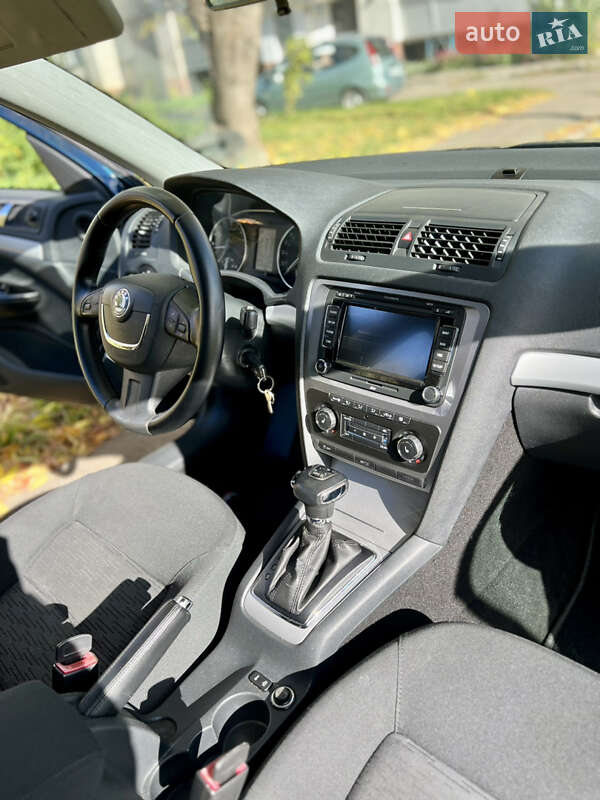 Универсал Skoda Octavia 2011 в Калуше