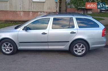 Универсал Skoda Octavia 2011 в 