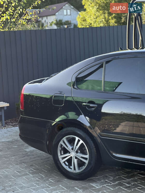 Лифтбек Skoda Octavia 2010 в Косове