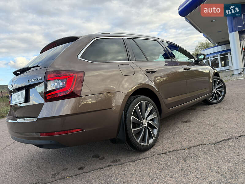 Универсал Skoda Octavia 2018 в Берегово