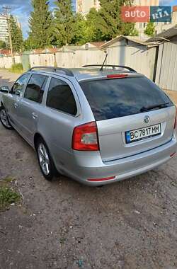 Универсал Skoda Octavia 2011 в 