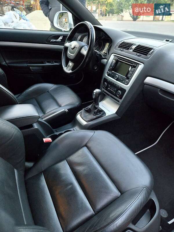 Универсал Skoda Octavia 2010 в Каменском фото 45 Универсал Skoda Octavia 2010 в Каменском