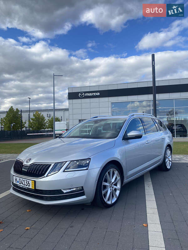 Универсал Skoda Octavia 2019 в Мукачево фото Универсал Skoda Octavia 2019 в Мукачево