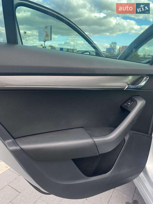 Универсал Skoda Octavia 2019 в Мукачево фото 53 Универсал Skoda Octavia 2019 в Мукачево