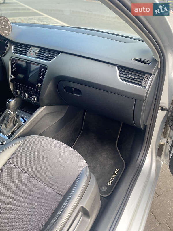 Универсал Skoda Octavia 2019 в Мукачево фото 60 Универсал Skoda Octavia 2019 в Мукачево