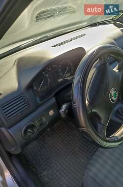 Універсал Skoda Octavia 2004 в  фото 11 Універсал Skoda Octavia 2004 в