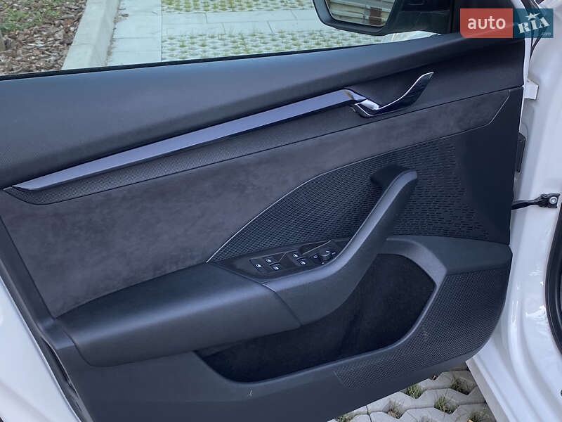 Лифтбек Skoda Octavia 2021 в Львове