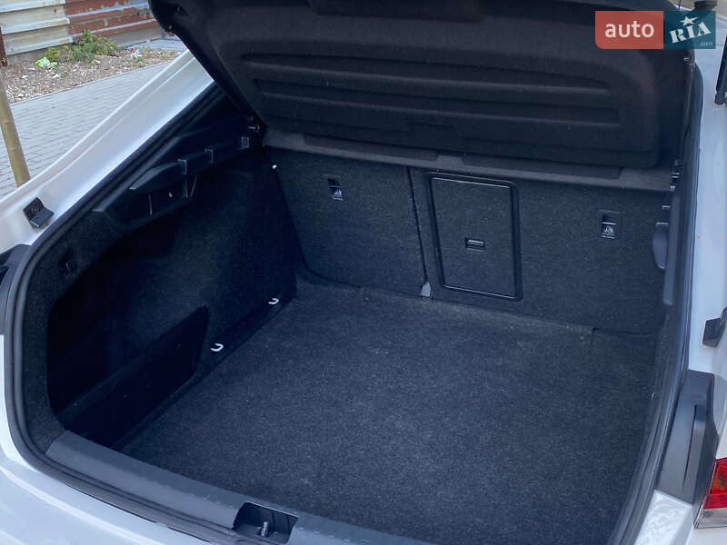 Лифтбек Skoda Octavia 2021 в Львове