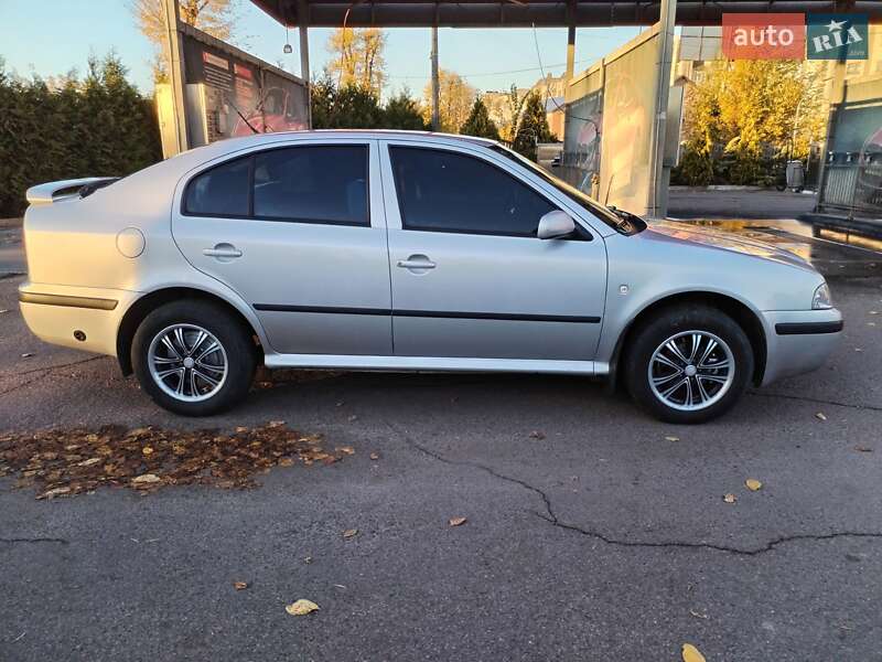Ліфтбек Skoda Octavia 2006 в Шептицькому