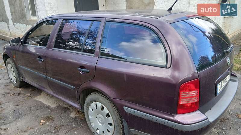 Универсал Skoda Octavia 1999 в Умани