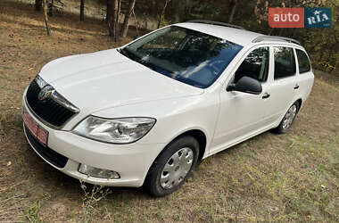 Универсал Skoda Octavia 2010 в 