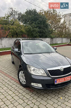 Универсал Skoda Octavia 2010 в Дубно