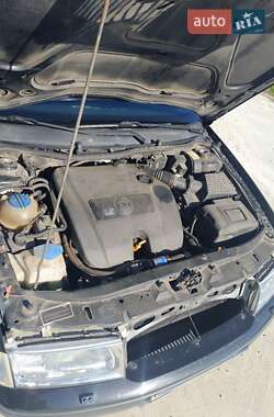 Лифтбек Skoda Octavia 2009 в 