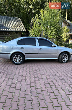 Лифтбек Skoda Octavia 2008 в 