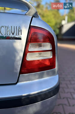Лифтбек Skoda Octavia 2008 в 