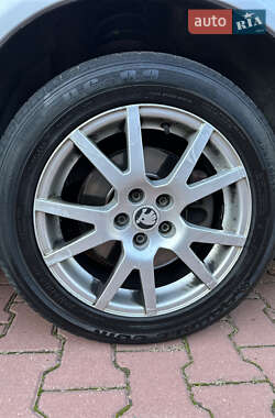 Лифтбек Skoda Octavia 2008 в 