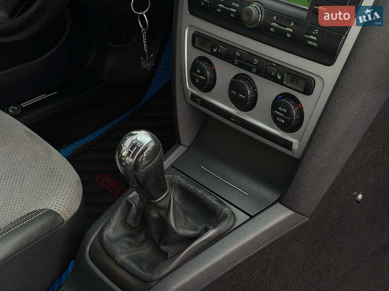 Лифтбек Skoda Octavia 2006 в Харькове