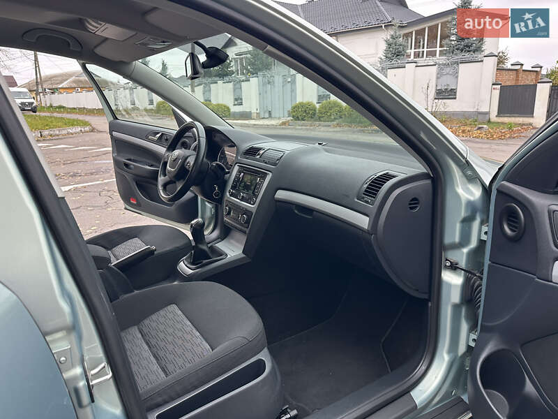 Универсал Skoda Octavia 2012 в Виннице