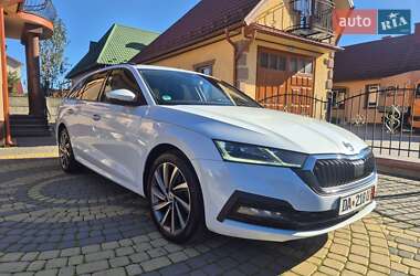 Универсал Skoda Octavia 2022 в Ковеле