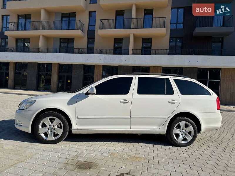 Универсал Skoda Octavia 2011 в Ужгороде фото 6 Универсал Skoda Octavia 2011 в Ужгороде