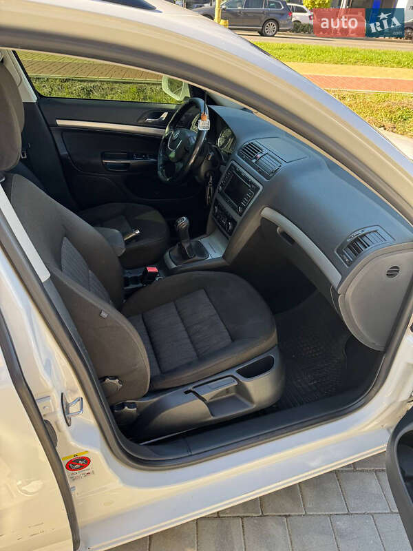 Универсал Skoda Octavia 2011 в Ужгороде фото 20 Универсал Skoda Octavia 2011 в Ужгороде
